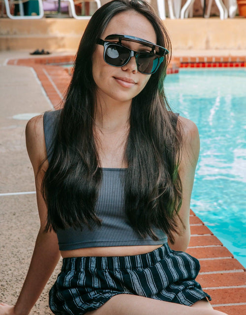 Load image into Gallery viewer, Flipside Sunglasses - La Bogota
