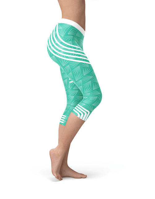 Load image into Gallery viewer, Turquoise Sports Capri Leggings - La Bogota
