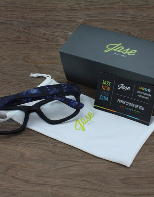 Load image into Gallery viewer, Jase New York Avery Sunglasses in Blue Haze - La Bogota
