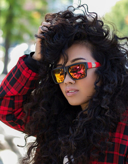 Load image into Gallery viewer, Jase New York Carter Sunglasses in Varsity Red - La Bogota
