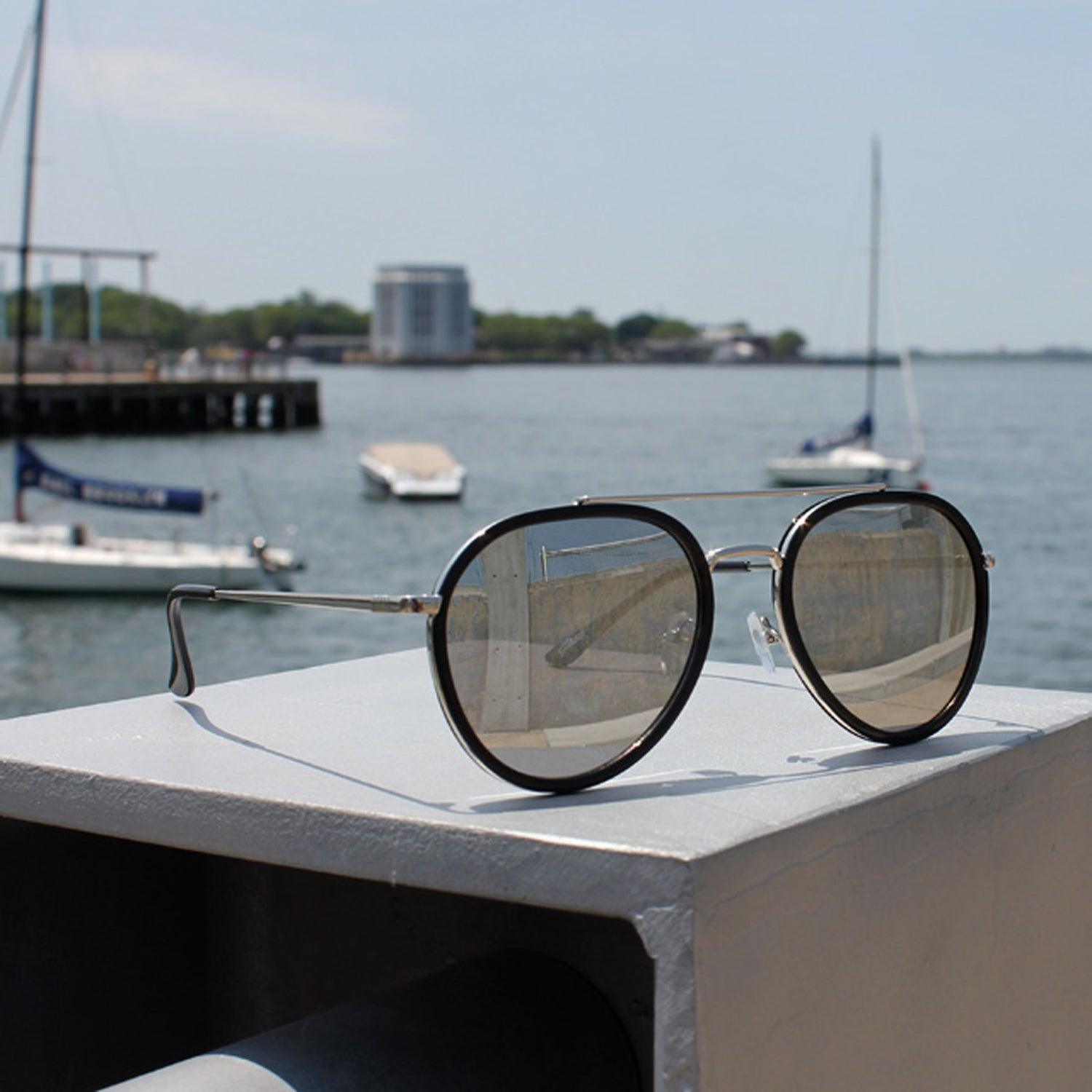 Jase New York Stark Sunglasses in Silver - La Bogota