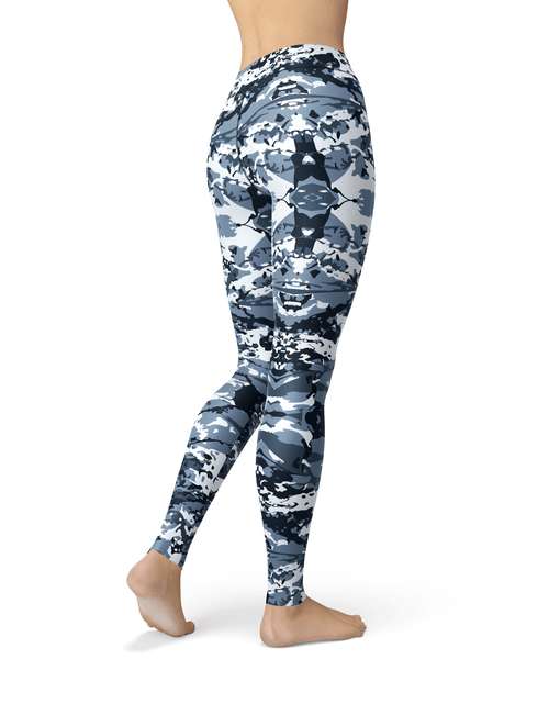 Load image into Gallery viewer, Jean Navy Camo Leggings - La Bogota
