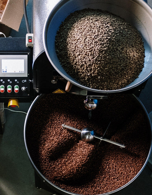 Load image into Gallery viewer, Highlander Grogg Flavored Coffee - La Bogota
